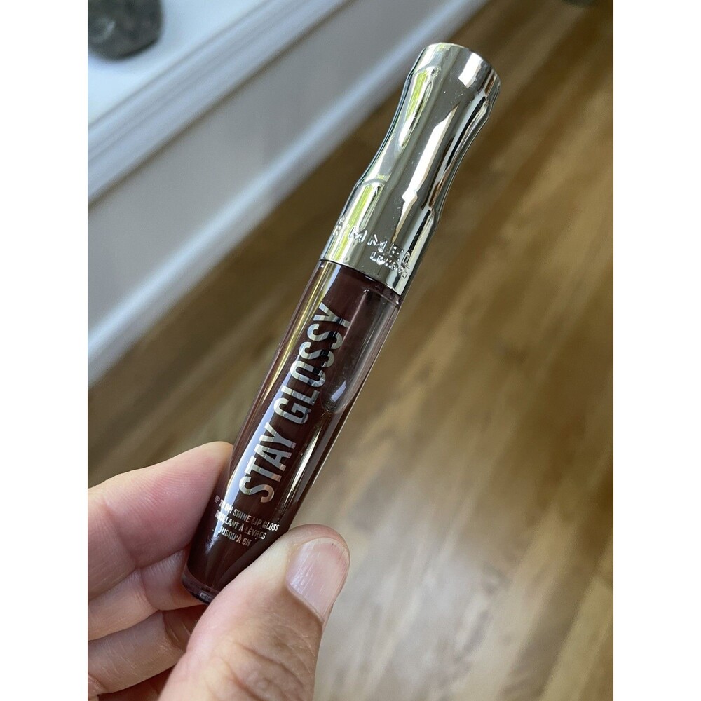 Rimmel London Stay Glossy Lip Gloss, 435 Cocoa Kiss Brown